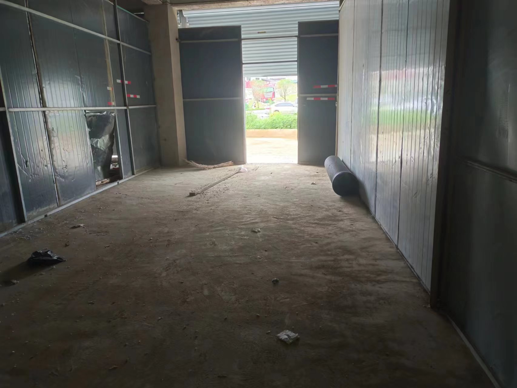 花溪桐木岭地铁口处临街独栋出租
